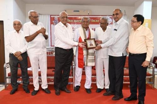 WhatsApp-Image-2025-04-14-at-11.41.44-AM